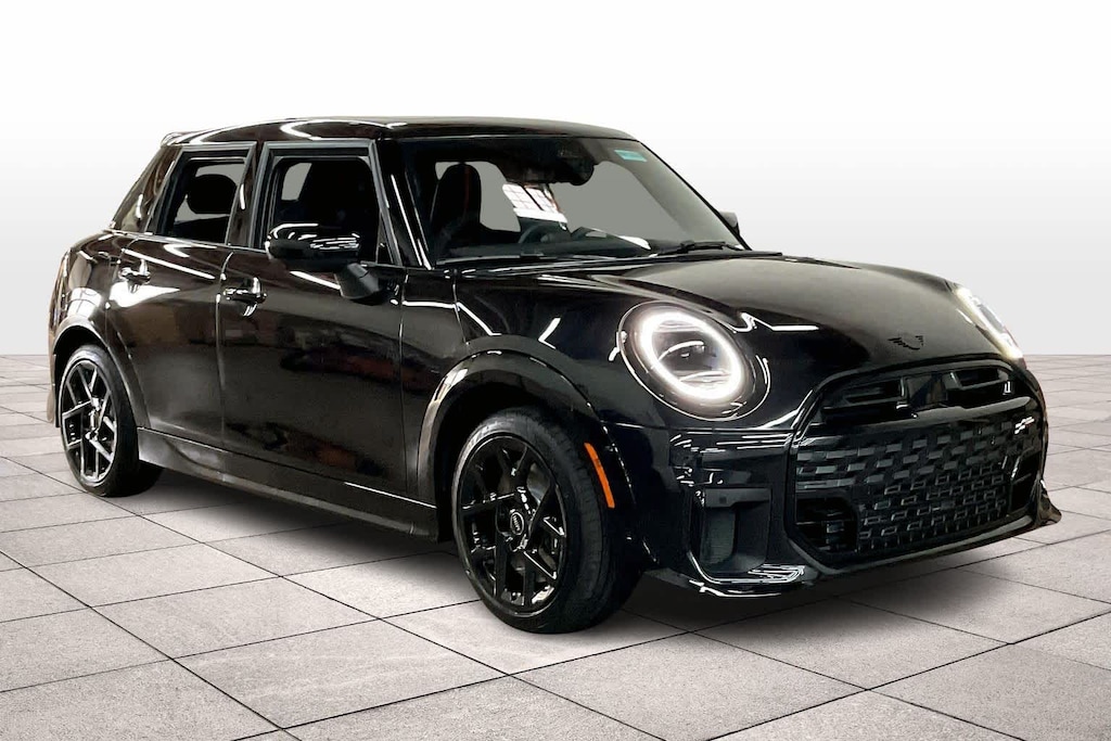 New 2026 MINI 4 Door Iconic FWD