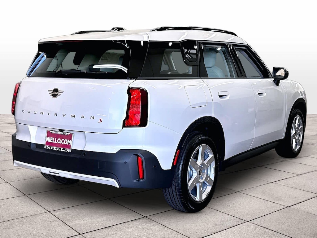 New 2027 MINI Countryman Signature Plus ALL4