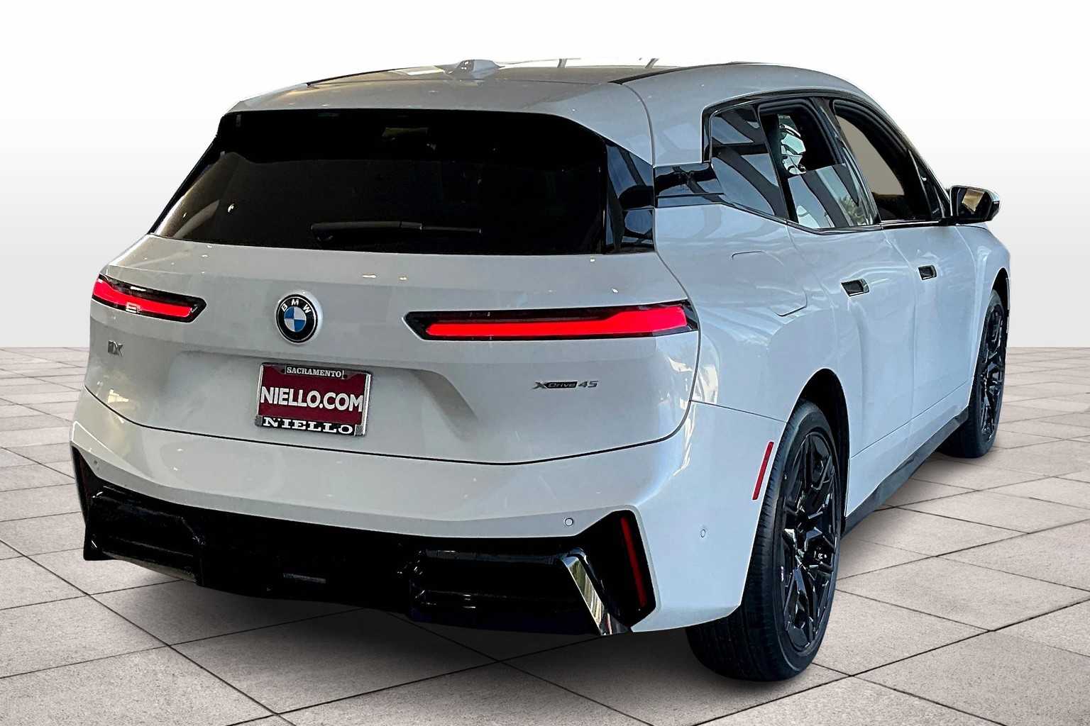 2026 Bmw iX photo 4