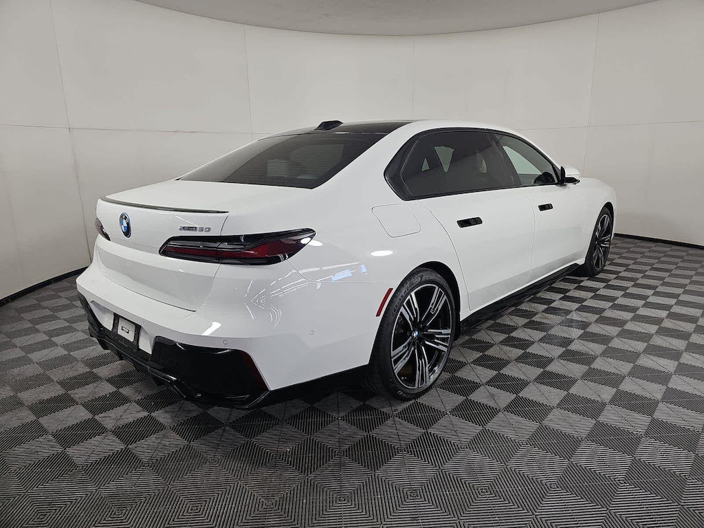 Used 2023 BMW i7 xDrive60 Sedan