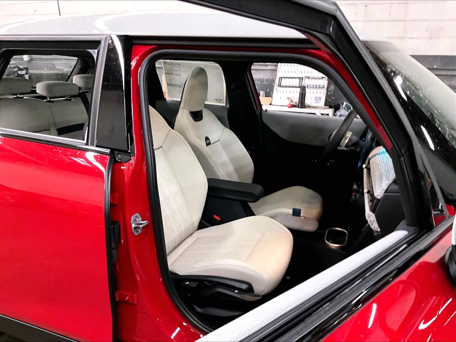 2026 MINI Hardtop 4 Door - Photo 31
