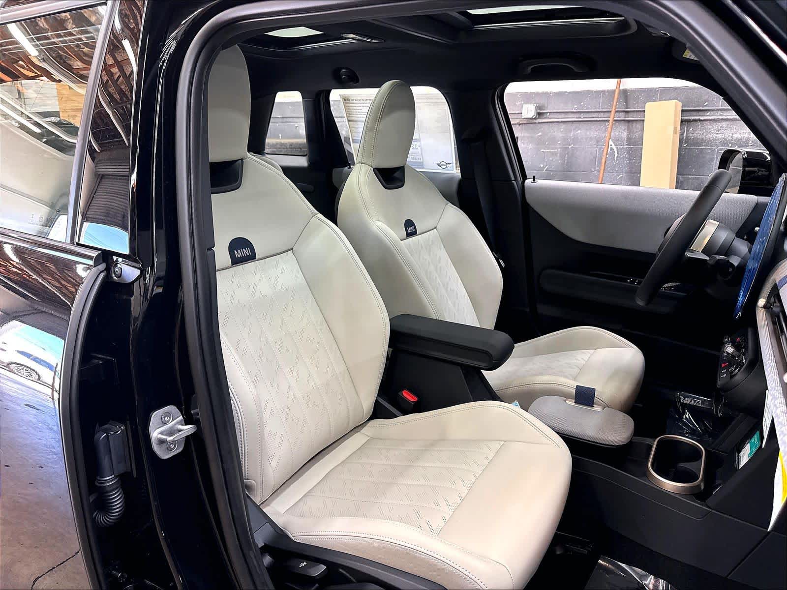2026 MINI Hardtop 4 Door S - Photo 29