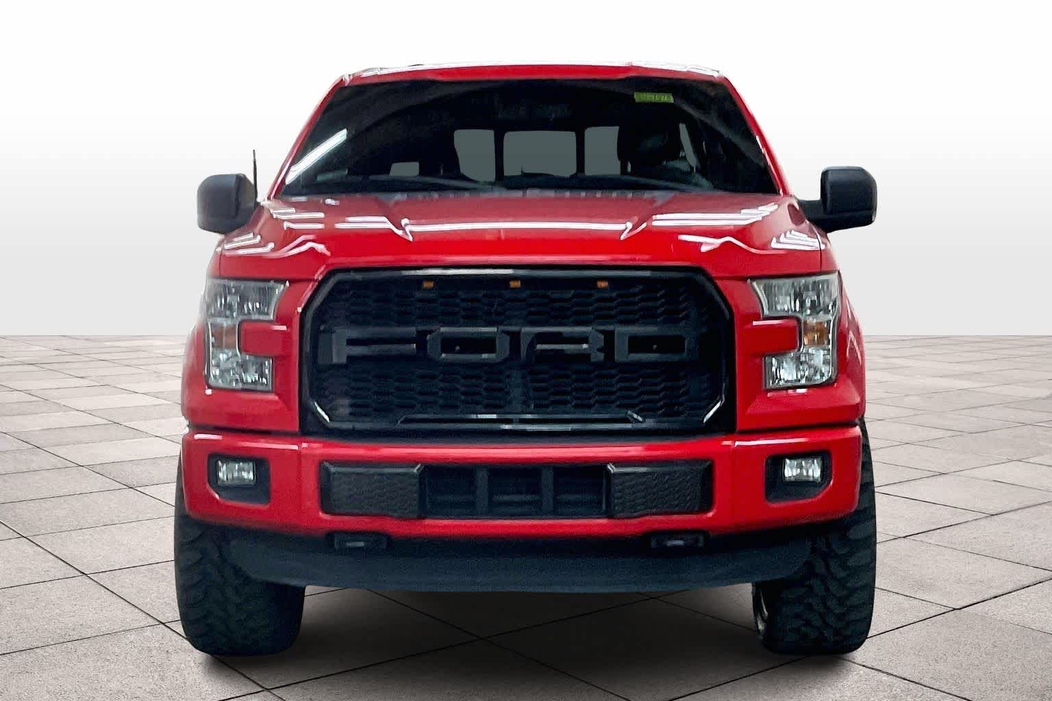 2016 Ford F-150 XLT photo 3