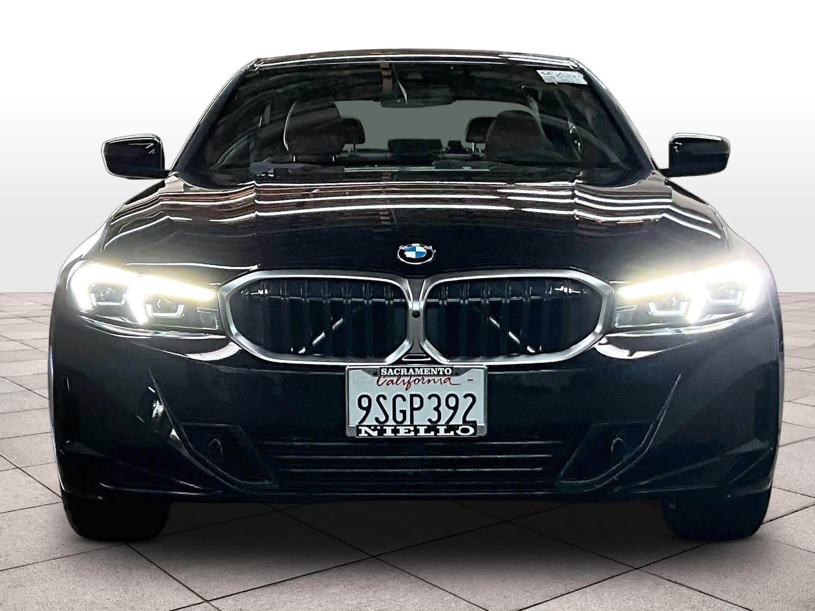 2025 BMW 330i 330i photo 2