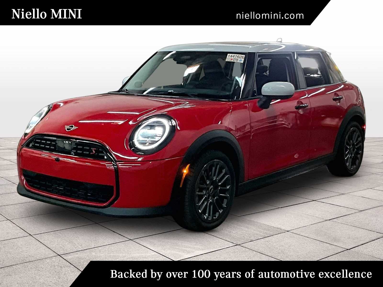 2025 MINI Hardtop Cooper S's photo