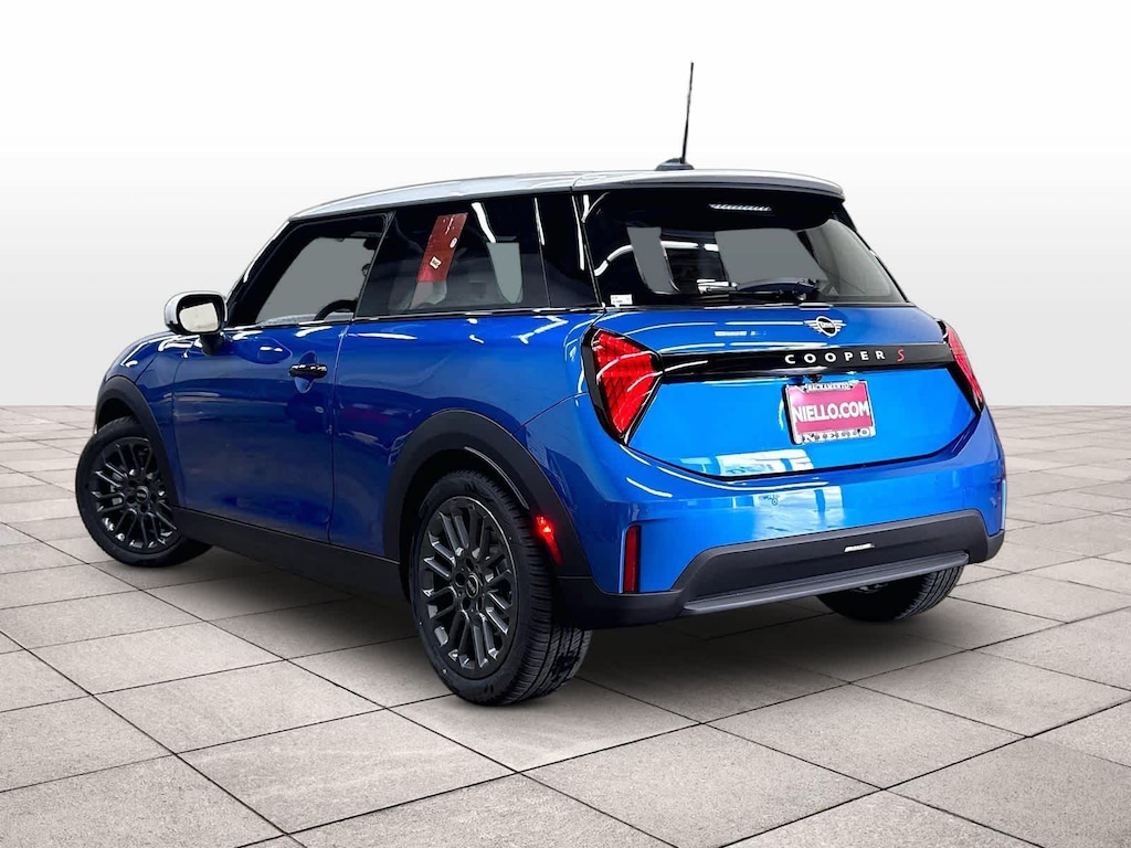 New 2027 MINI 2 Door Signature Plus FWD