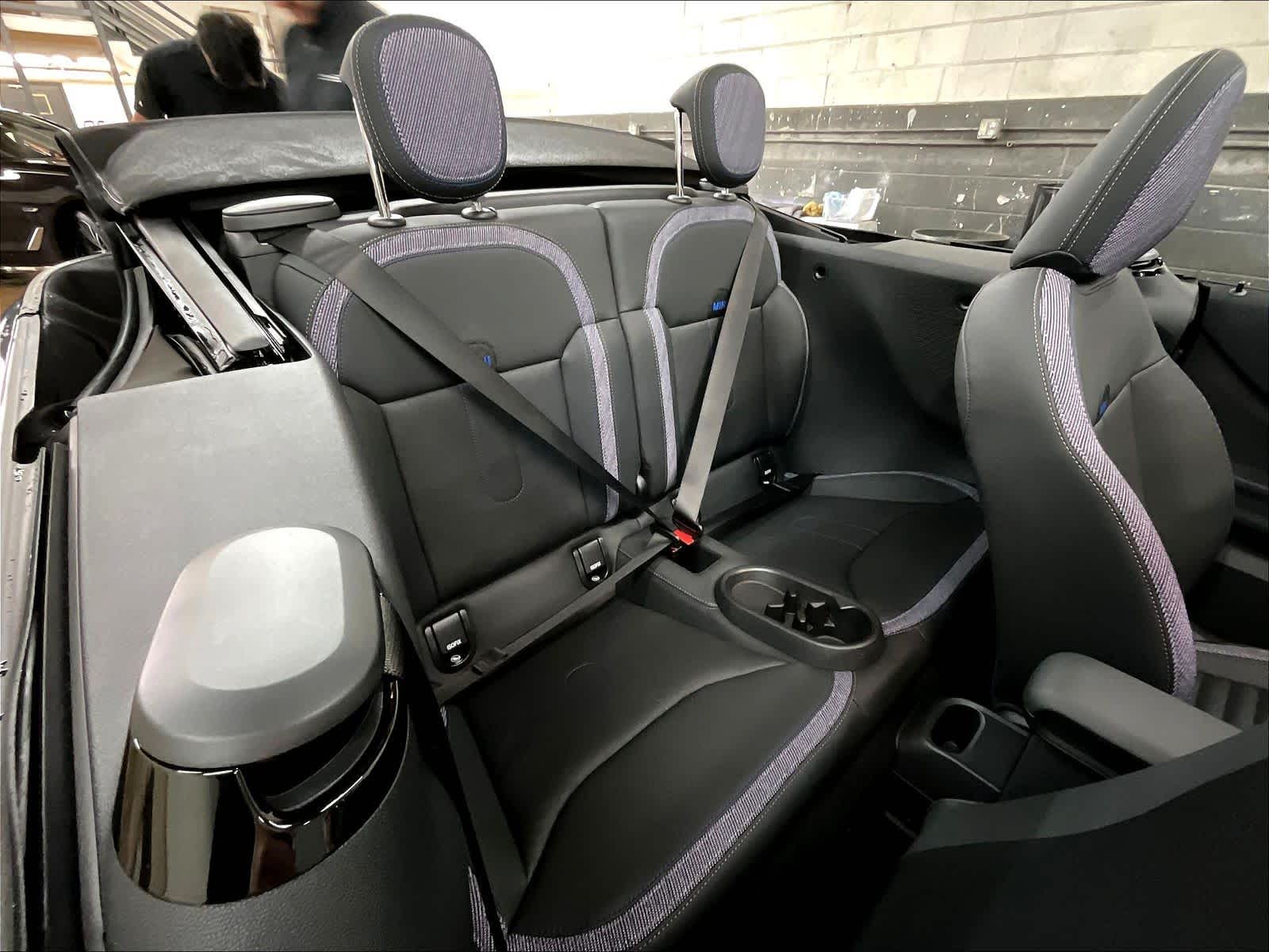 2026 MINI Convertible S - Photo 24