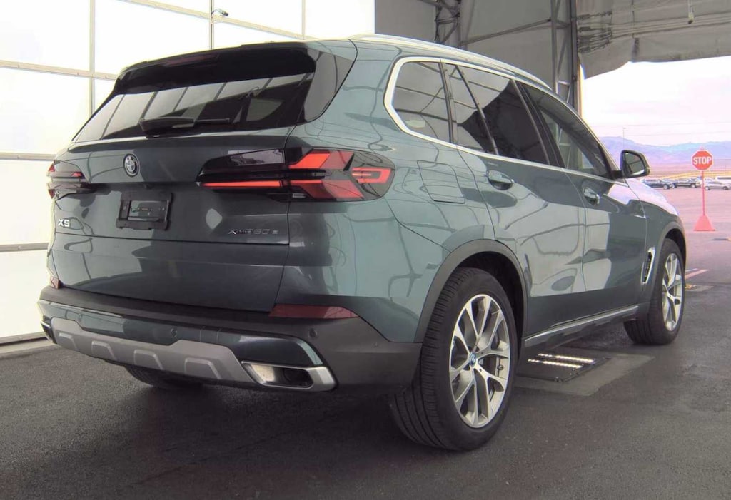 Used 2025 BMW X5 xDrive50e Plug-In Hybrid