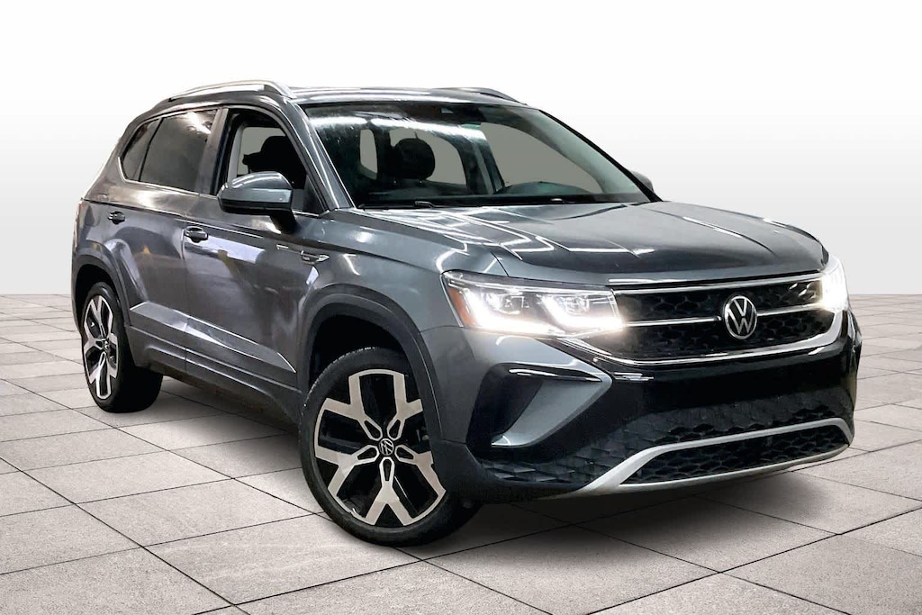 Used 2022 Volkswagen Taos SEL 4MOTION