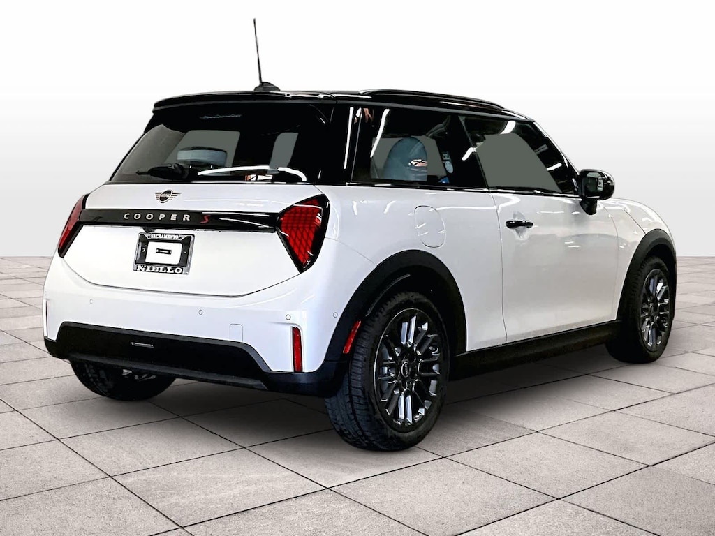 New 2026 MINI 2 Door Signature Plus FWD