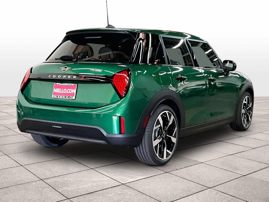 New 2026 MINI 4 Door Iconic FWD