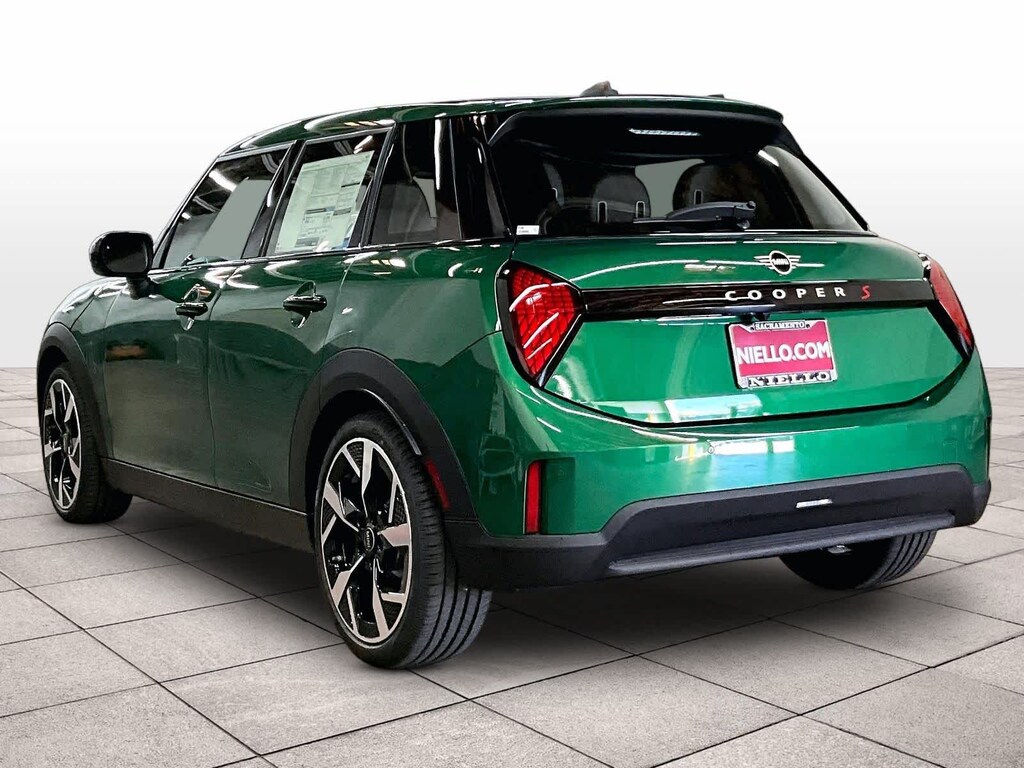 New 2026 MINI 4 Door Iconic FWD