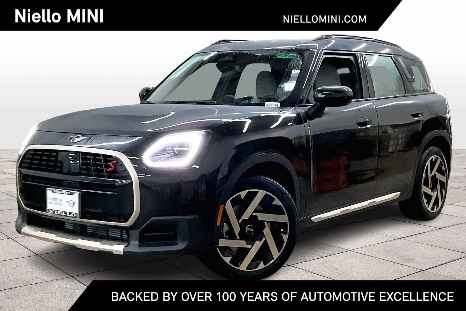 2025 MINI Countryman S's photo