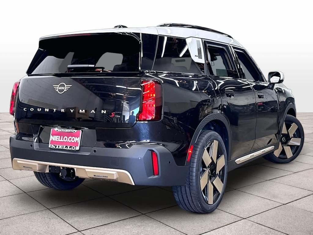 New 2027 MINI Countryman Iconic ALL4