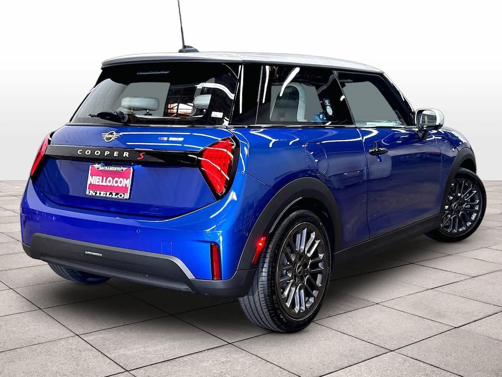 New 2026 MINI 2 Door Signature Plus FWD