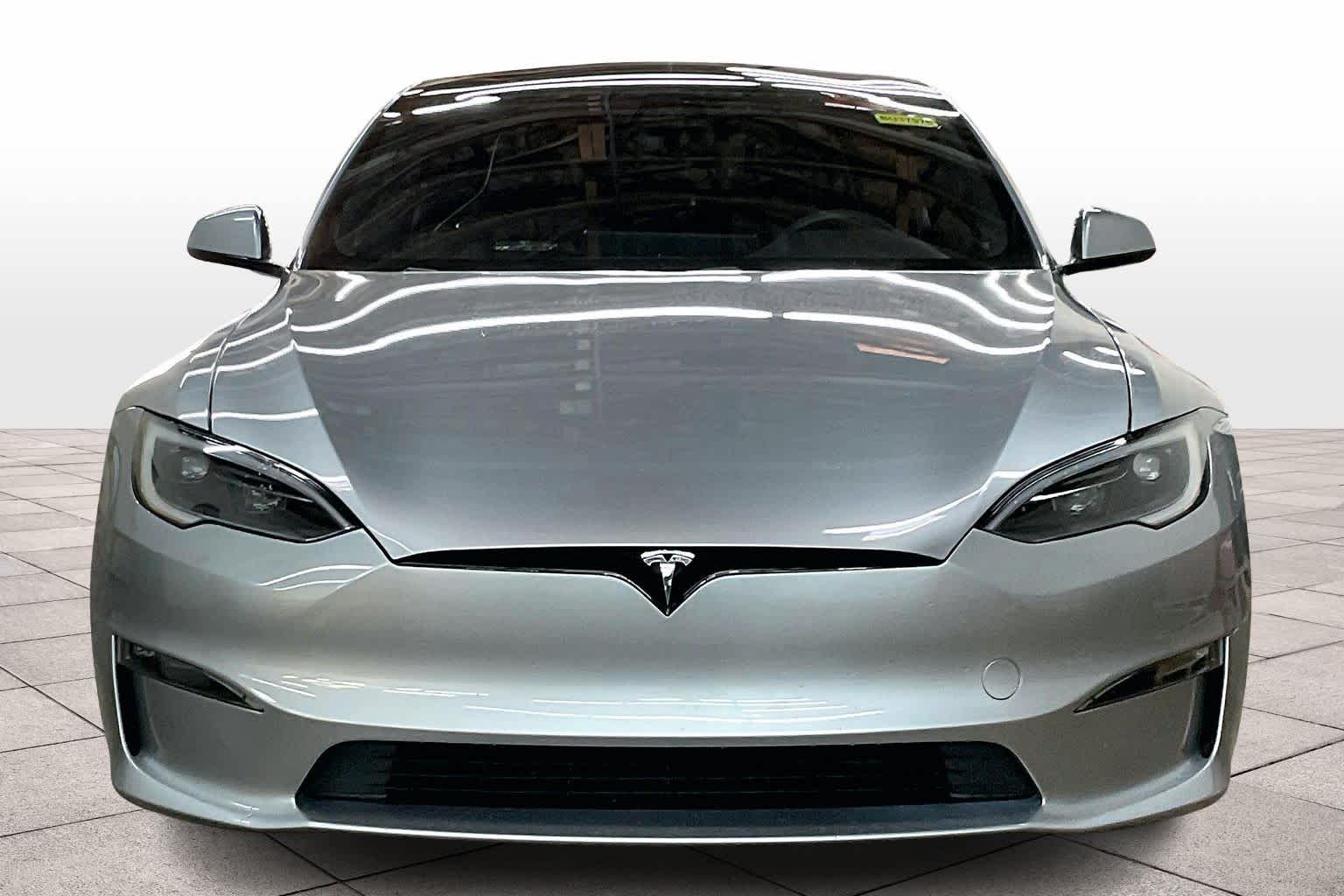 2025 Tesla Model S Plaid AWD photo 3
