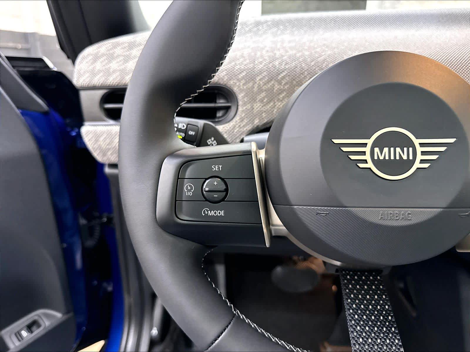 2026 MINI Hardtop 2 Door S - Photo 16