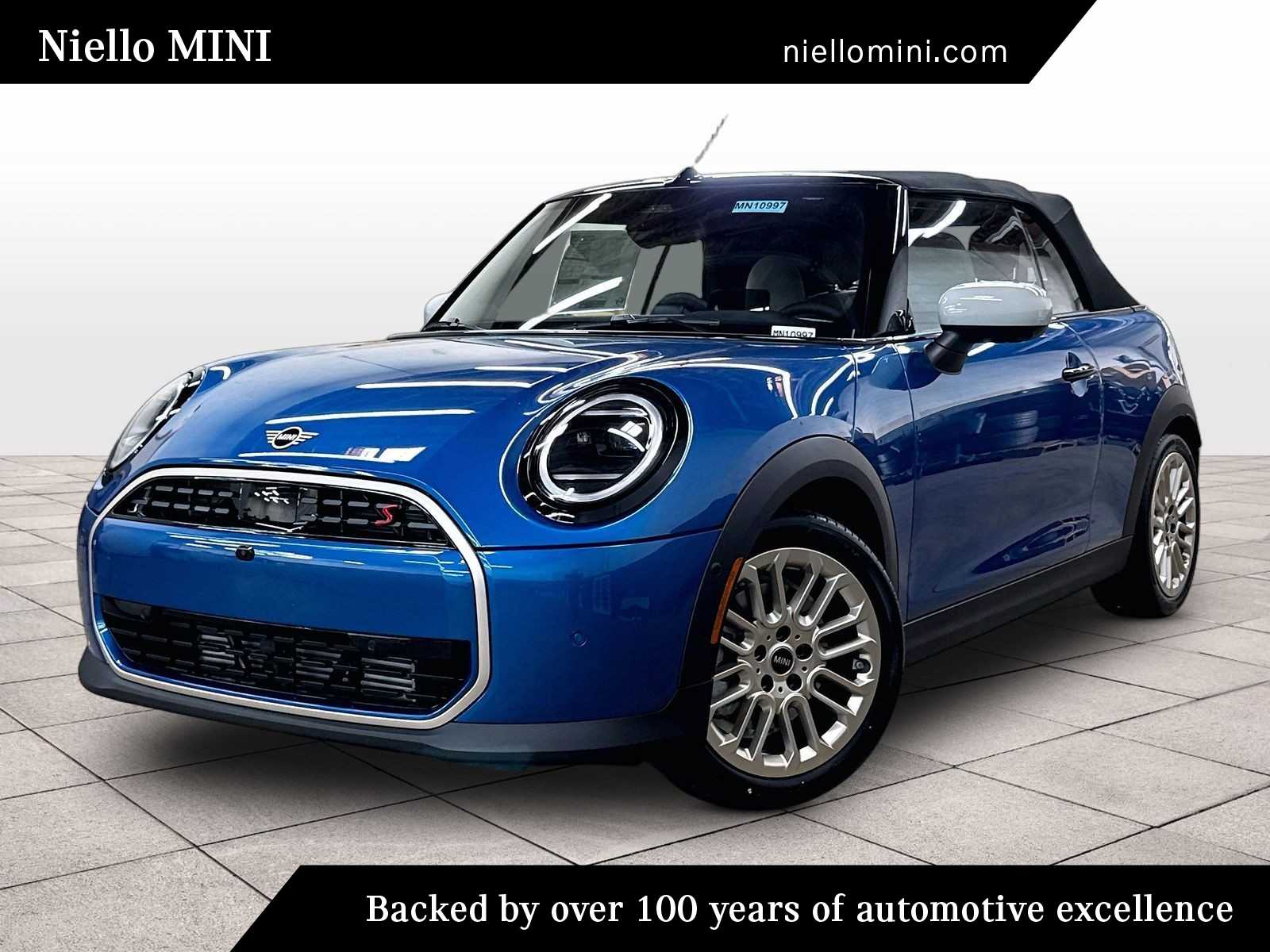 2026 MINI Convertible Cooper S's photo