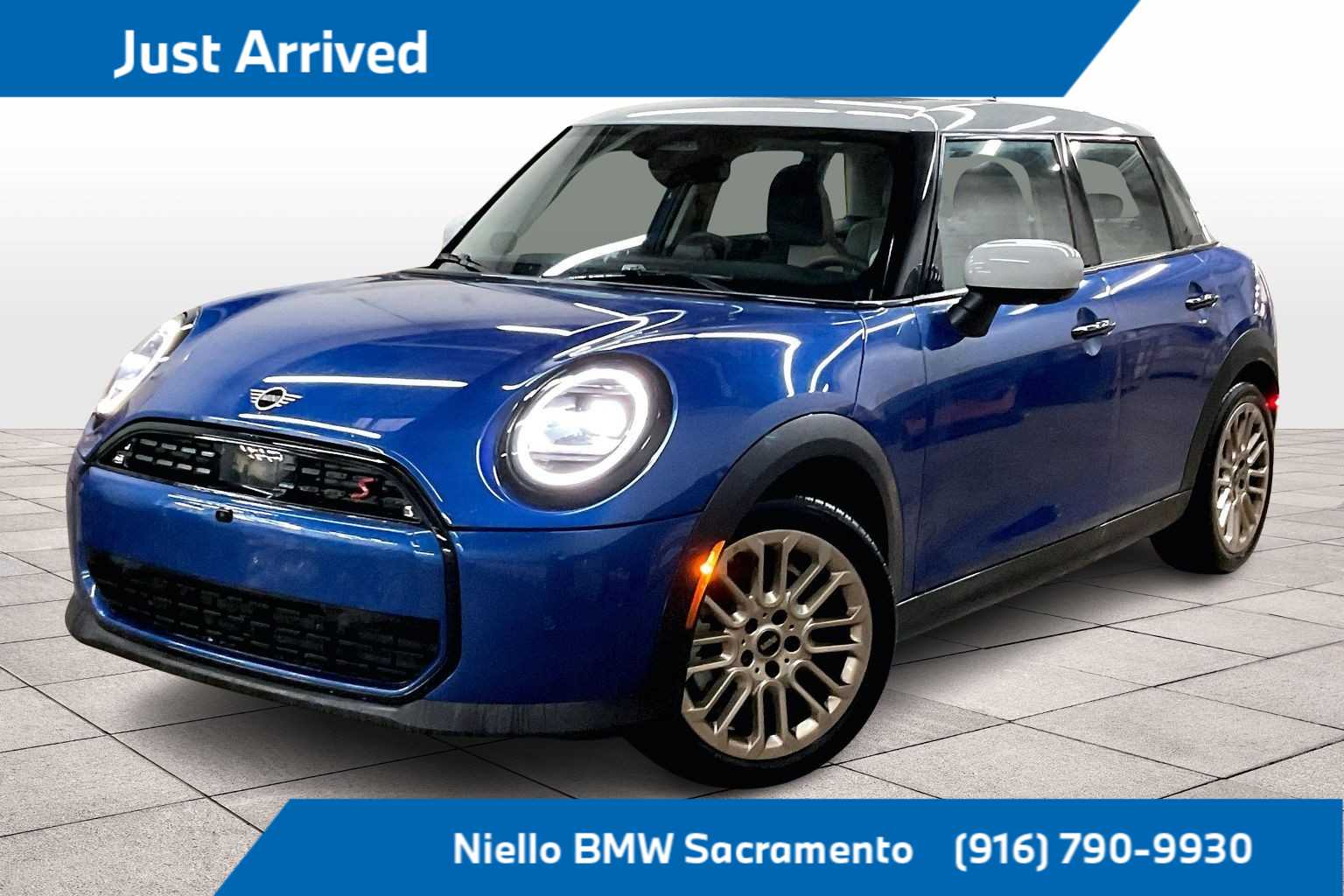 2025 MINI Hardtop 4 Door S's photo