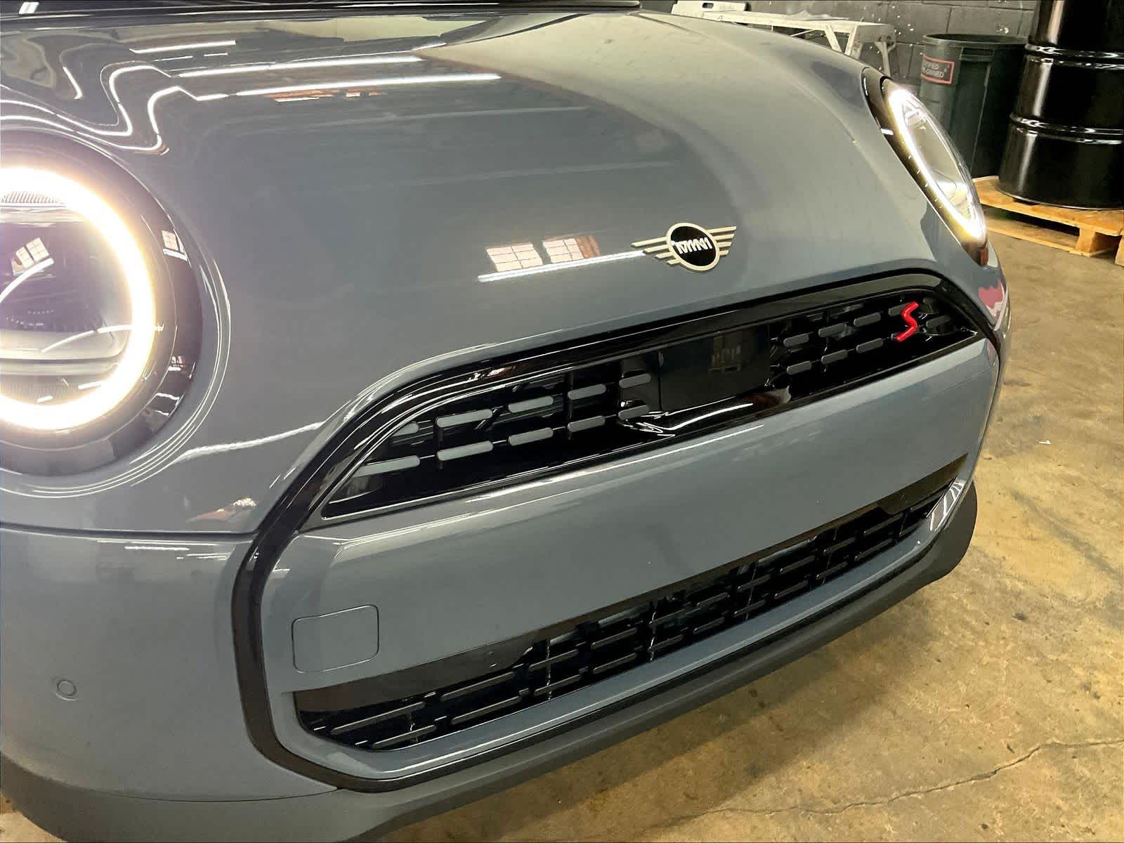 2026 MINI Convertible S - Photo 33