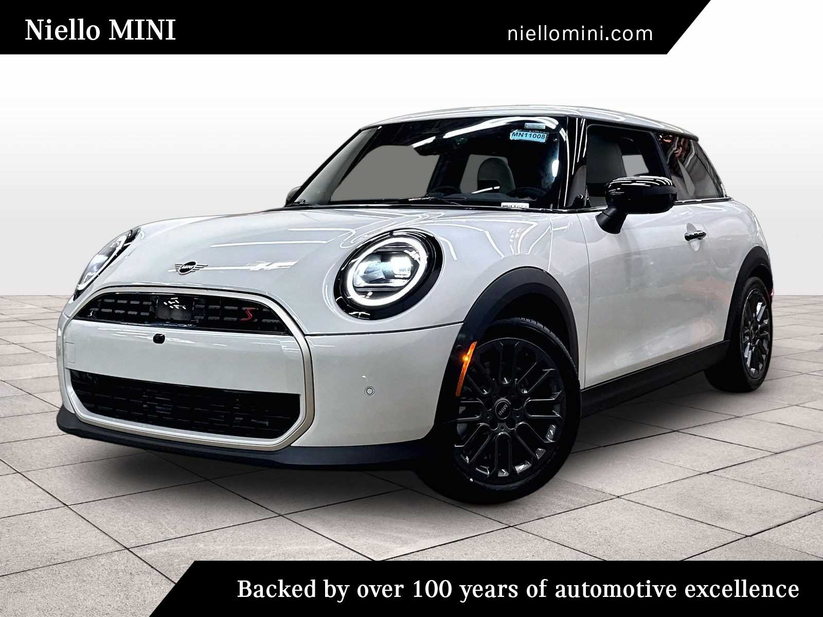 2026 MINI Hardtop Cooper S's photo
