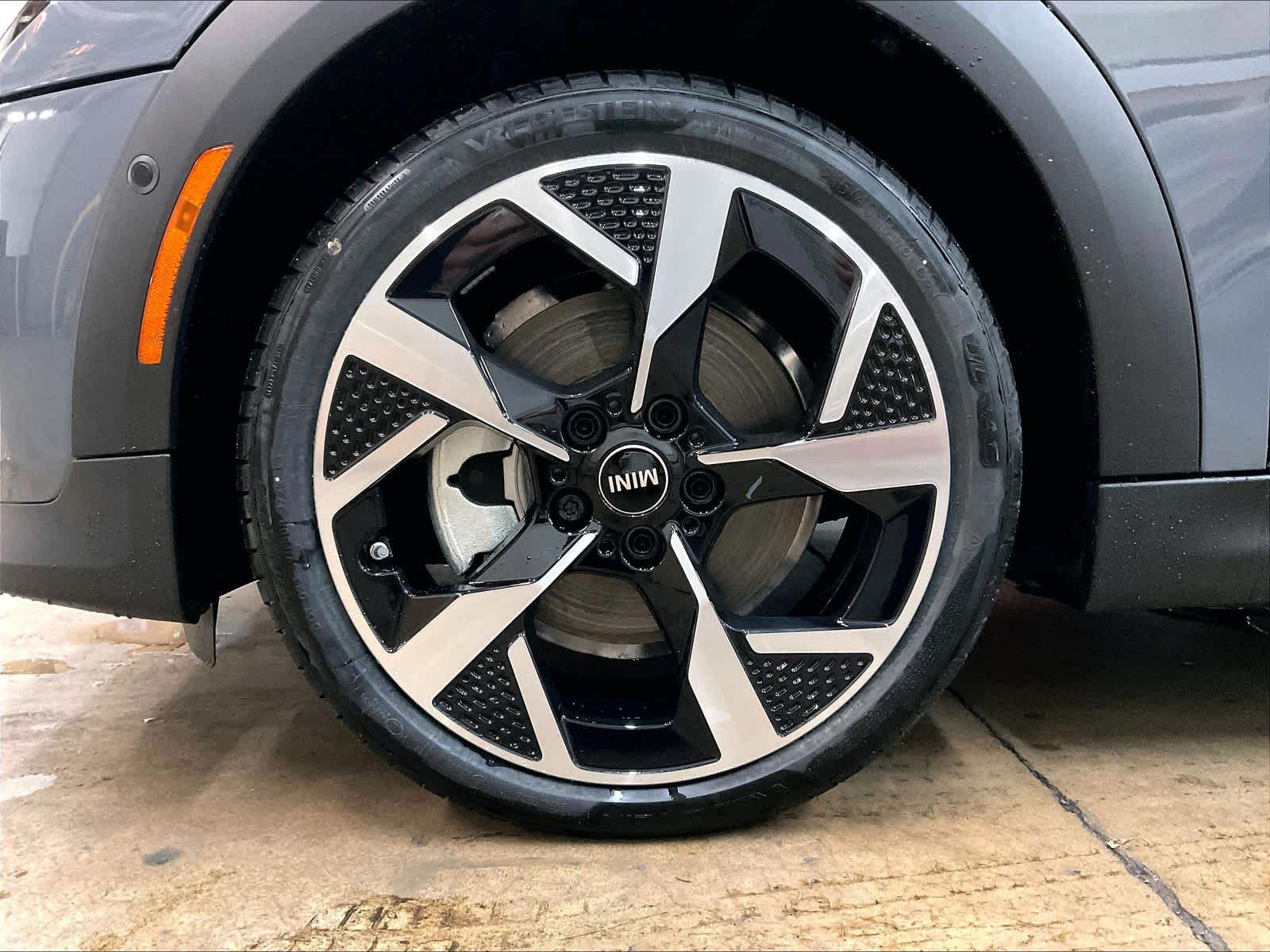 2026 MINI Convertible S - Photo 14