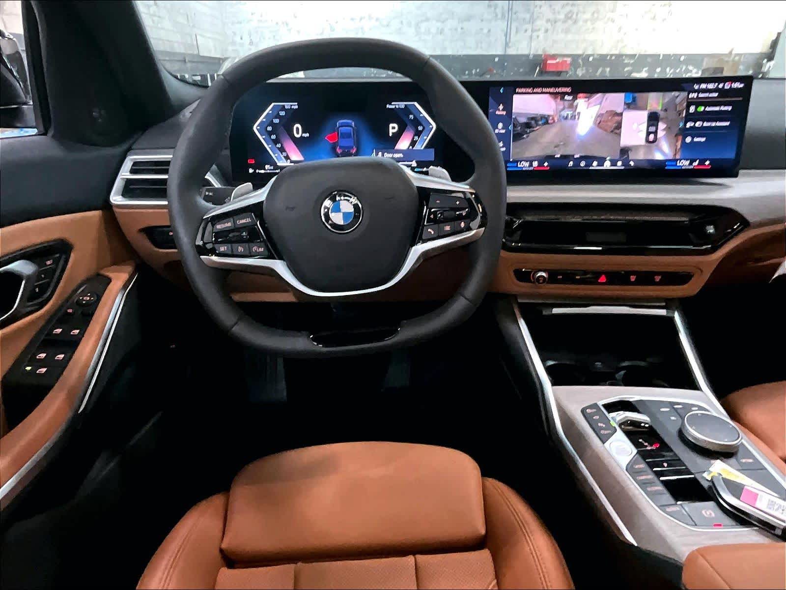 2025 BMW 330i 330i photo 4