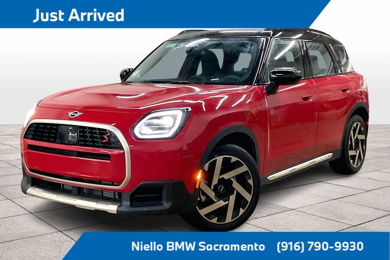 2025 MINI Countryman S's photo