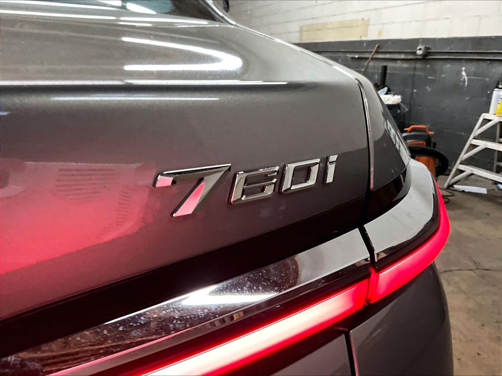 2025 BMW 760i xDrive 760i xDrive photo 3