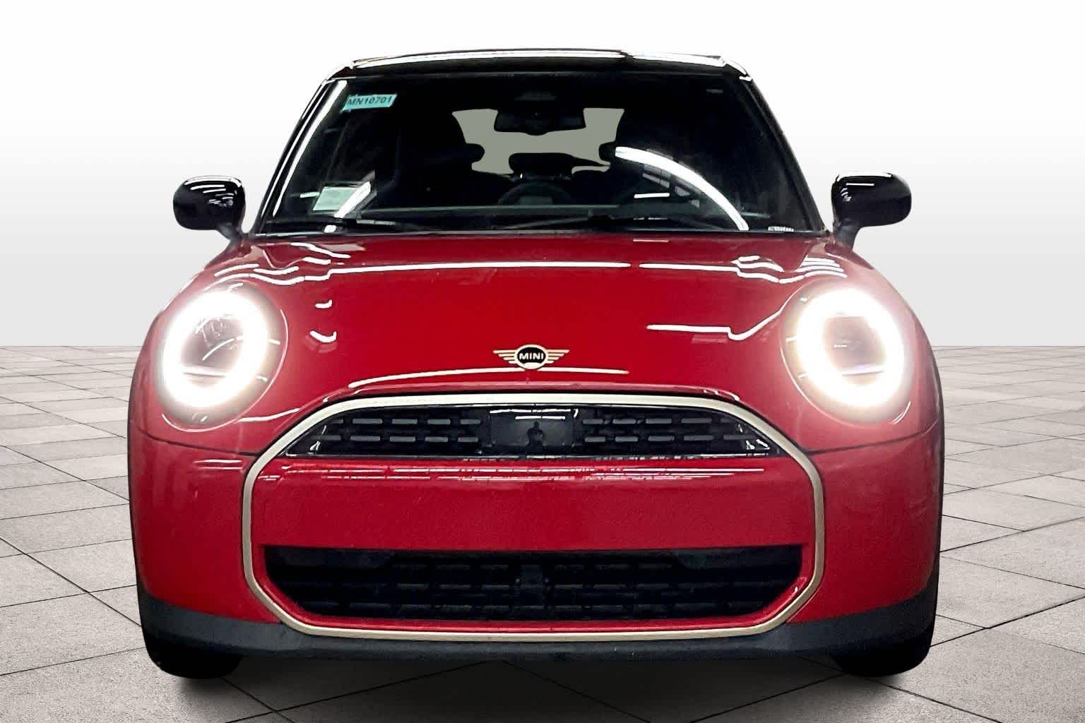 2025 Mini Cooper 4 Door Hardtop photo 3