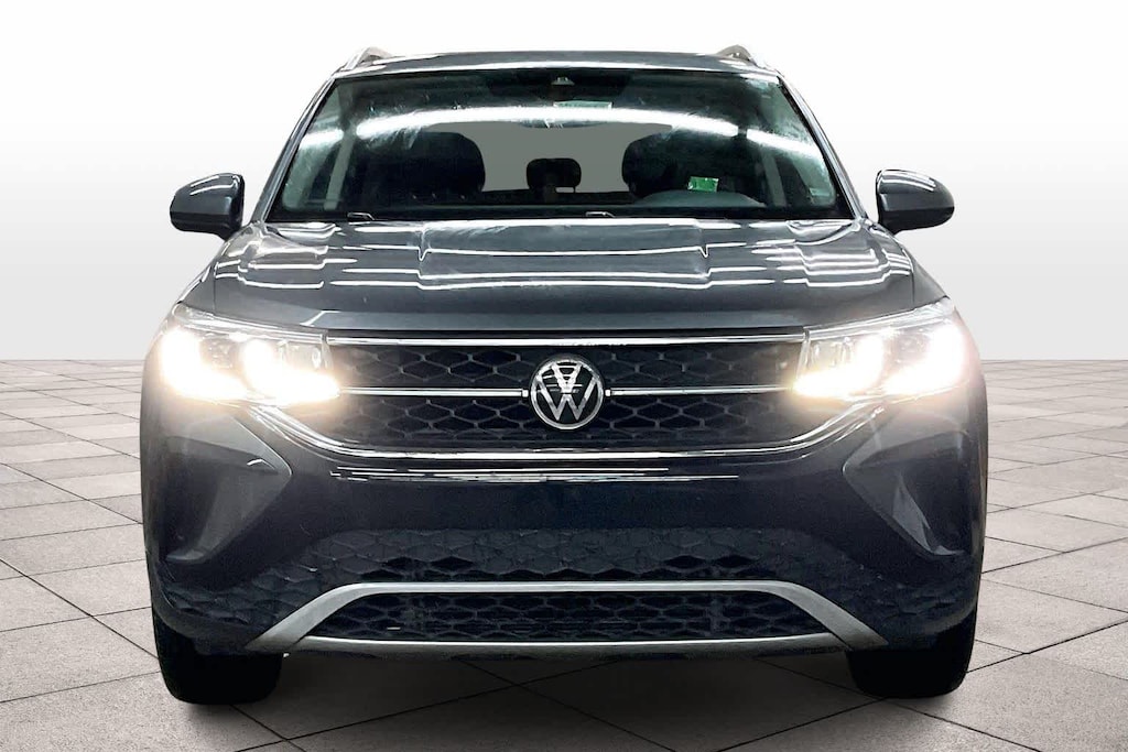 Used 2022 Volkswagen Taos SEL 4MOTION