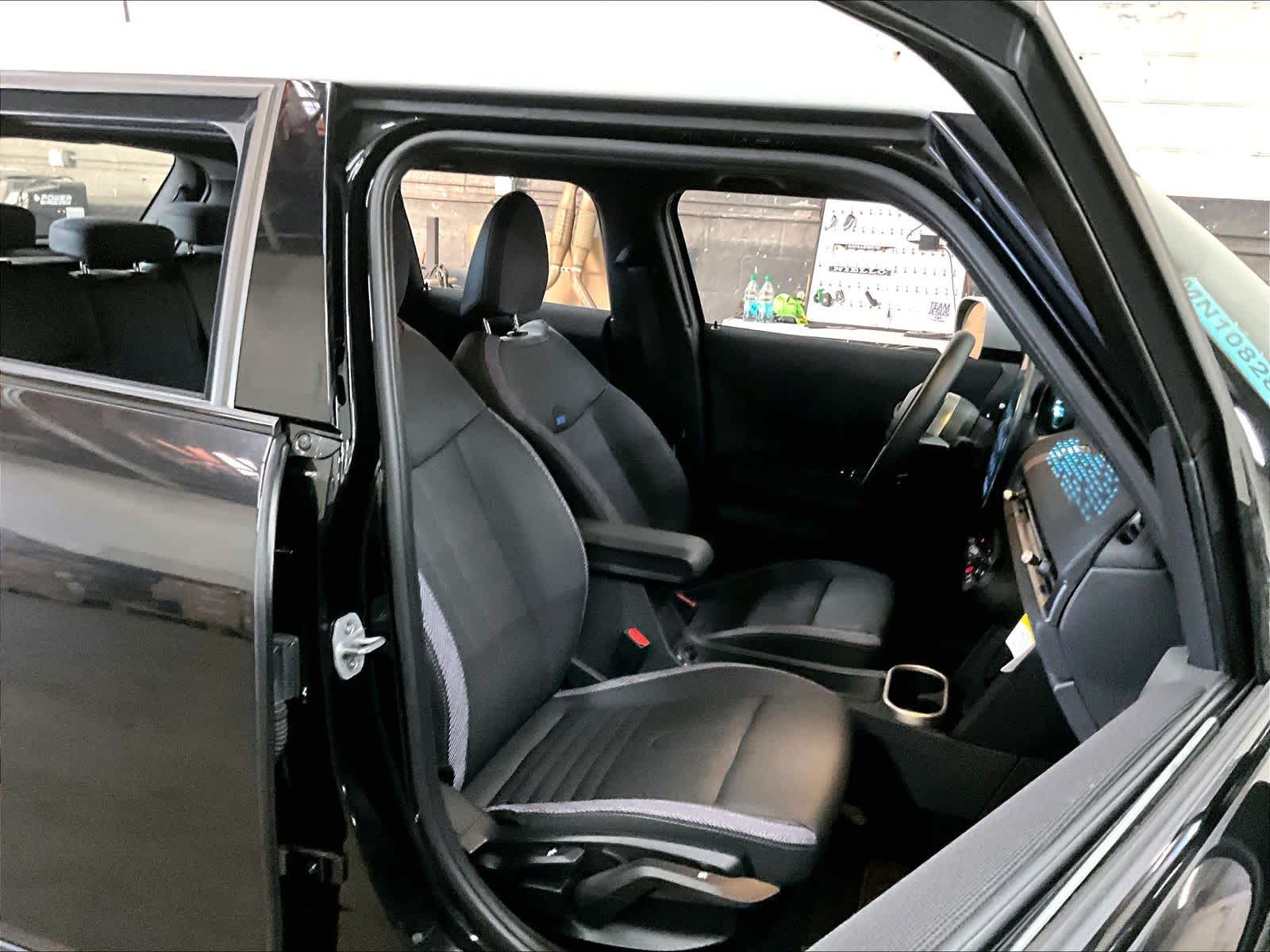 2026 MINI Hardtop 4 Door Cooper photo 5