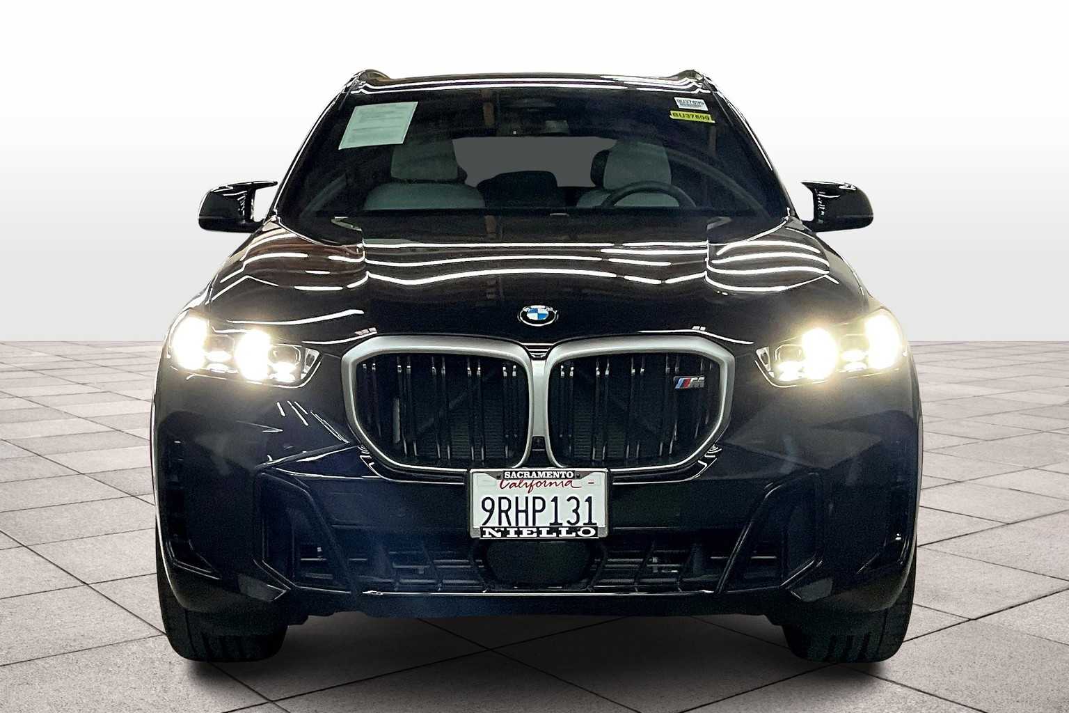 2025 Bmw X5 M60i photo 2