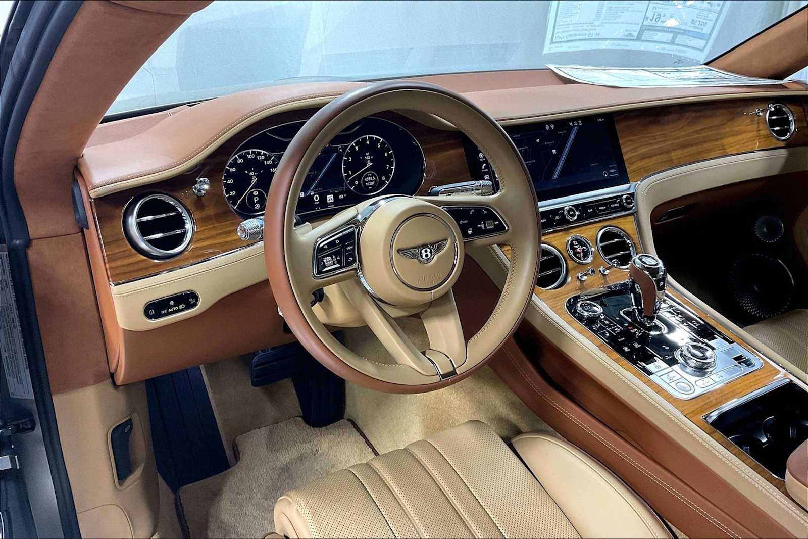 2022 Bentley Continental GT V8 photo 4