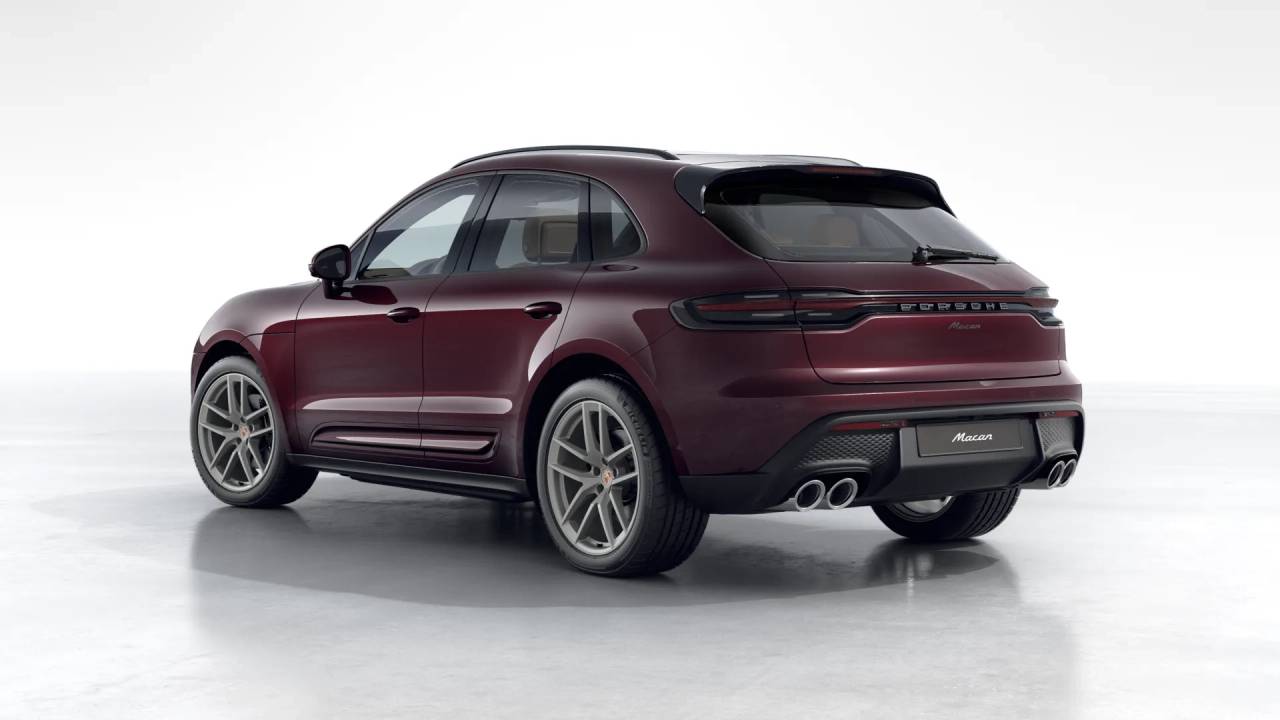 2026 Porsche Macan T photo 3