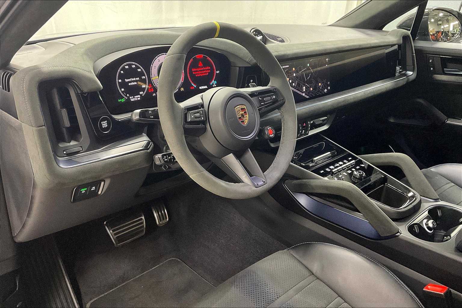 2024 Porsche Cayenne Turbo GT Coupe photo 4