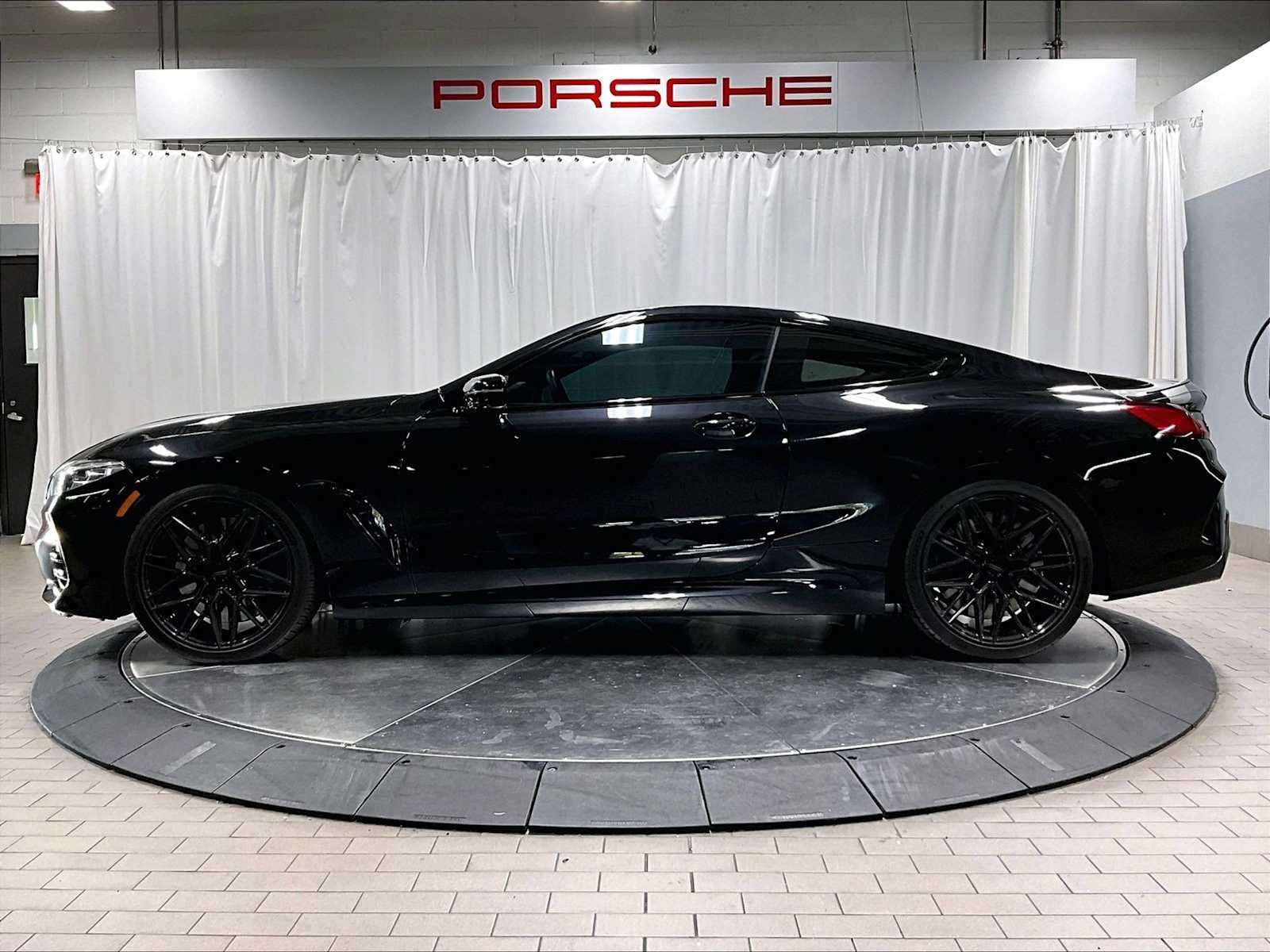 2024 Bmw M850i xDrive photo 2