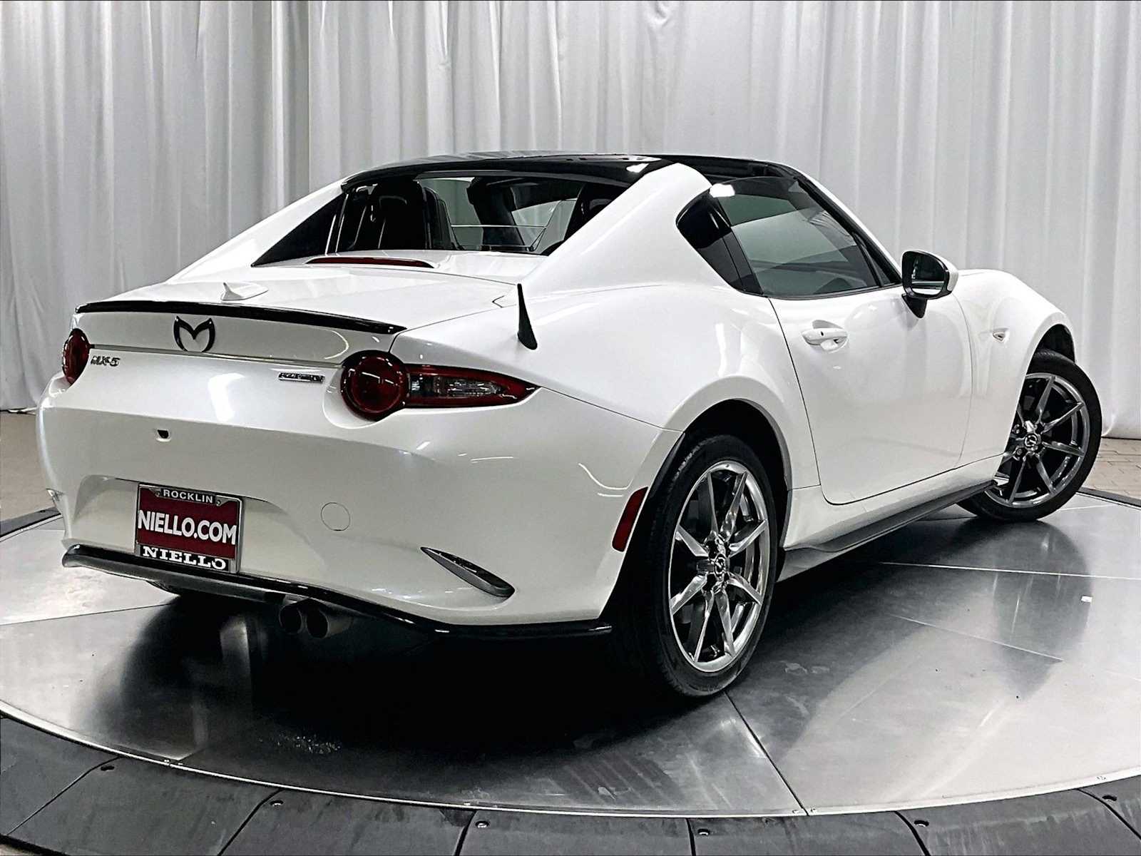 2023 Mazda MX-5 Miata RF Grand Touring Manual photo 6