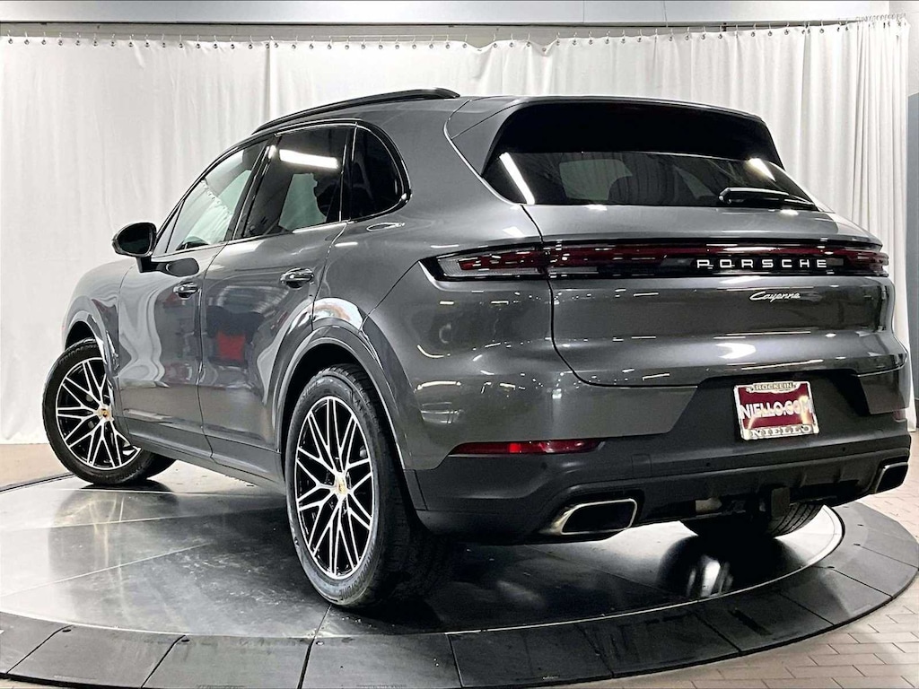 Certified 2024 Porsche Cayenne AWD SUV