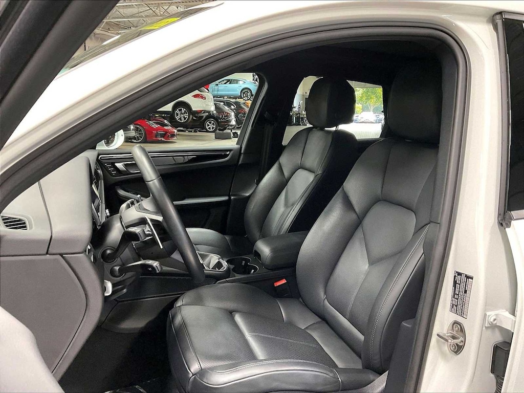 Certified 2023 Porsche Macan AWD SUV