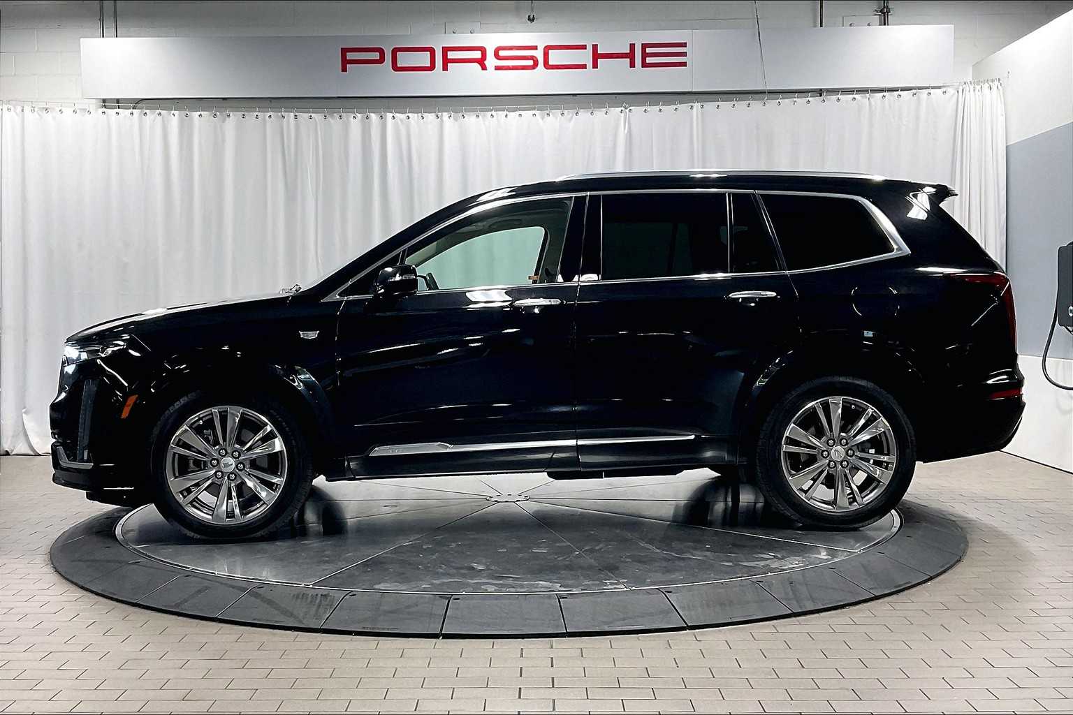 Used 2022 Cadillac XT6 Premium Luxury with VIN 1GYKPDRS1NZ108429 for sale in Rocklin, CA