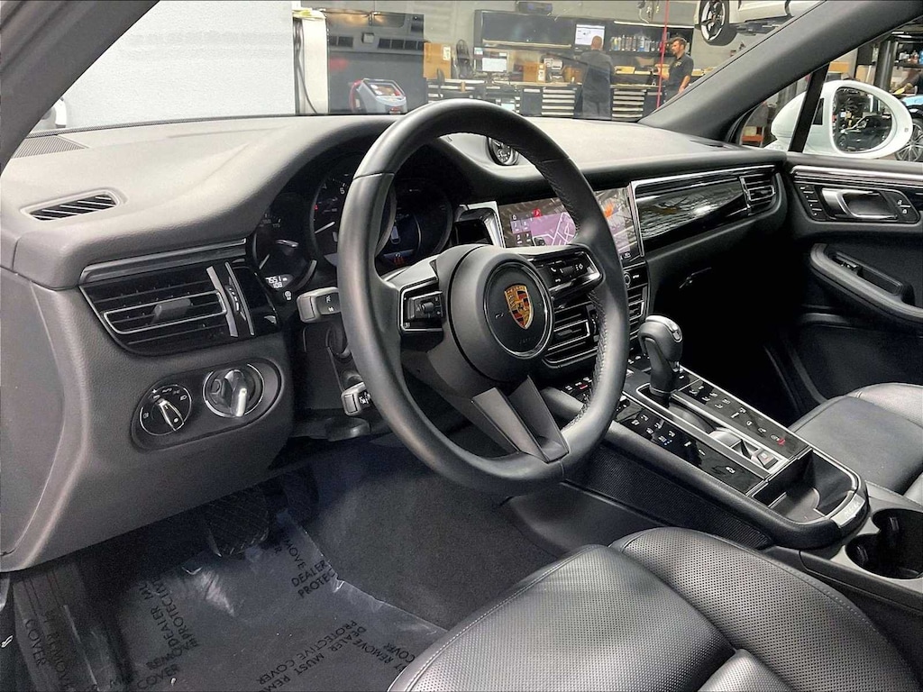 Certified 2023 Porsche Macan AWD SUV