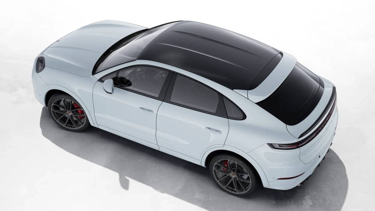2026 Porsche Cayenne Coupe S photo 4