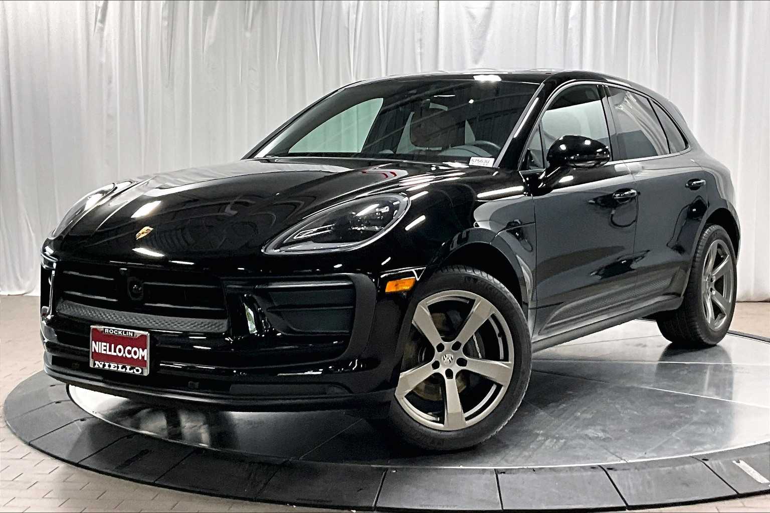 2024 Porsche Macan Base