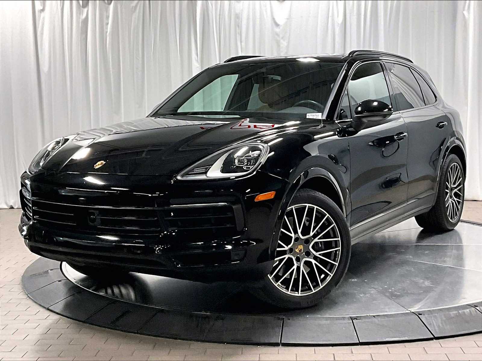 2023 Porsche Cayenne Base