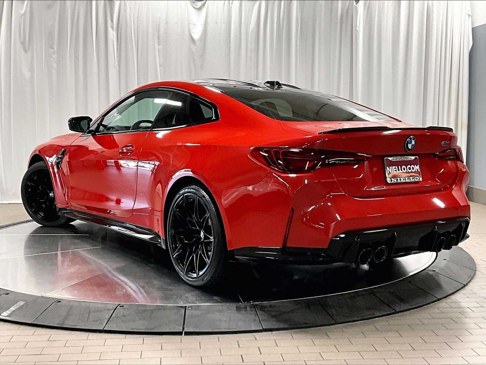 2025 BMW M4 Competition Coupe photo 2