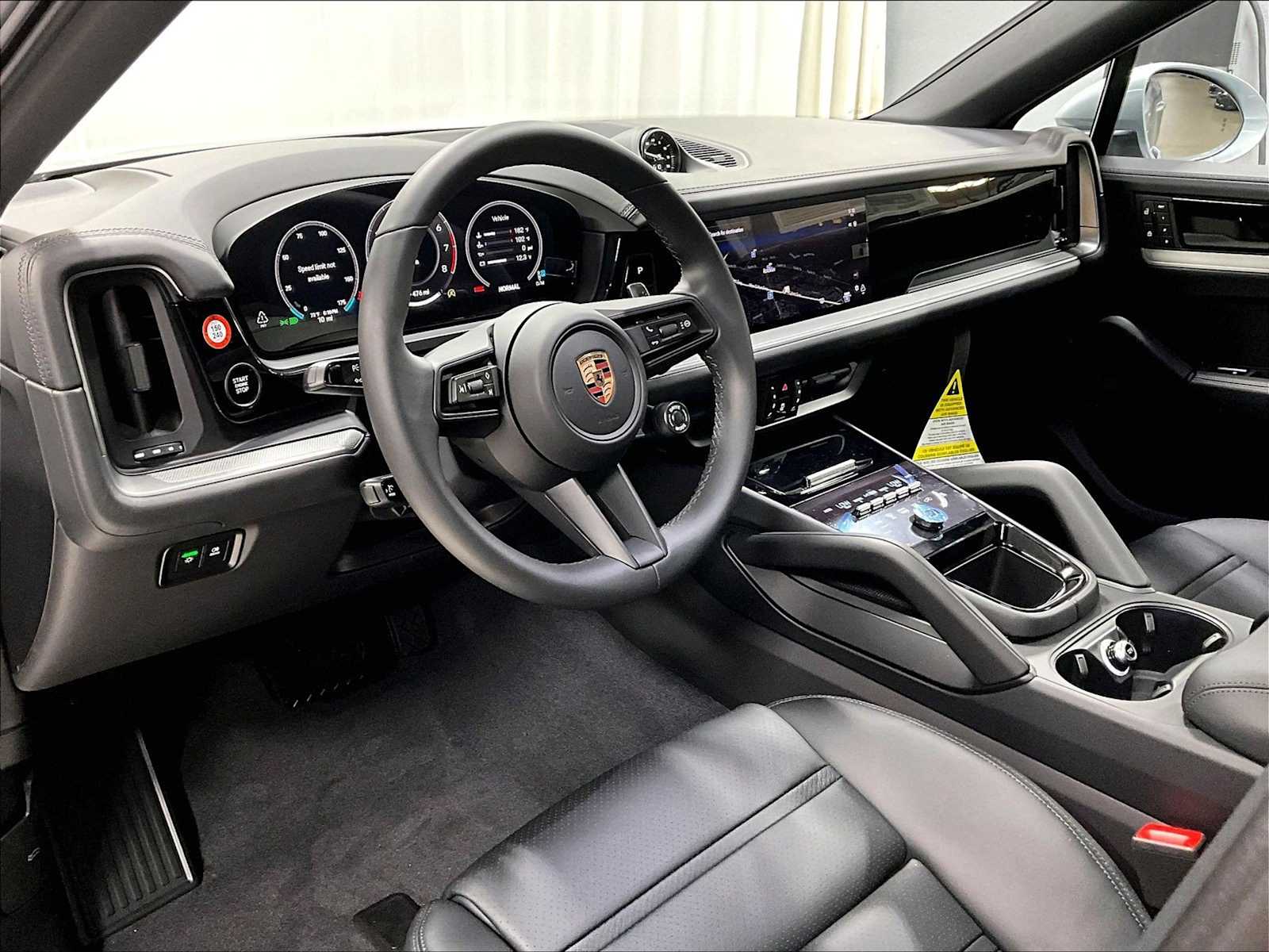 2026 Porsche Cayenne Coupe photo 4