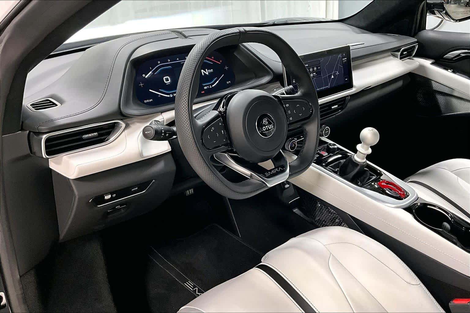 2024 Lotus Emira First Edition photo 4