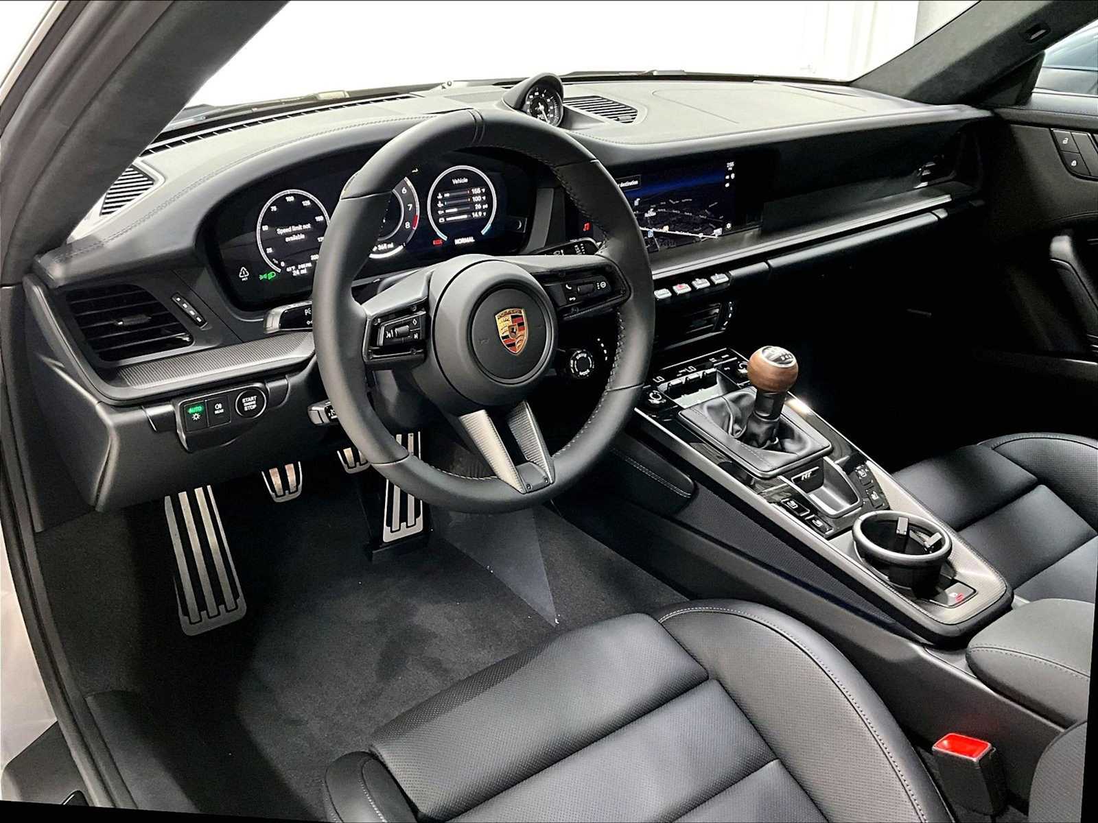 2026 Porsche 911 T photo 4