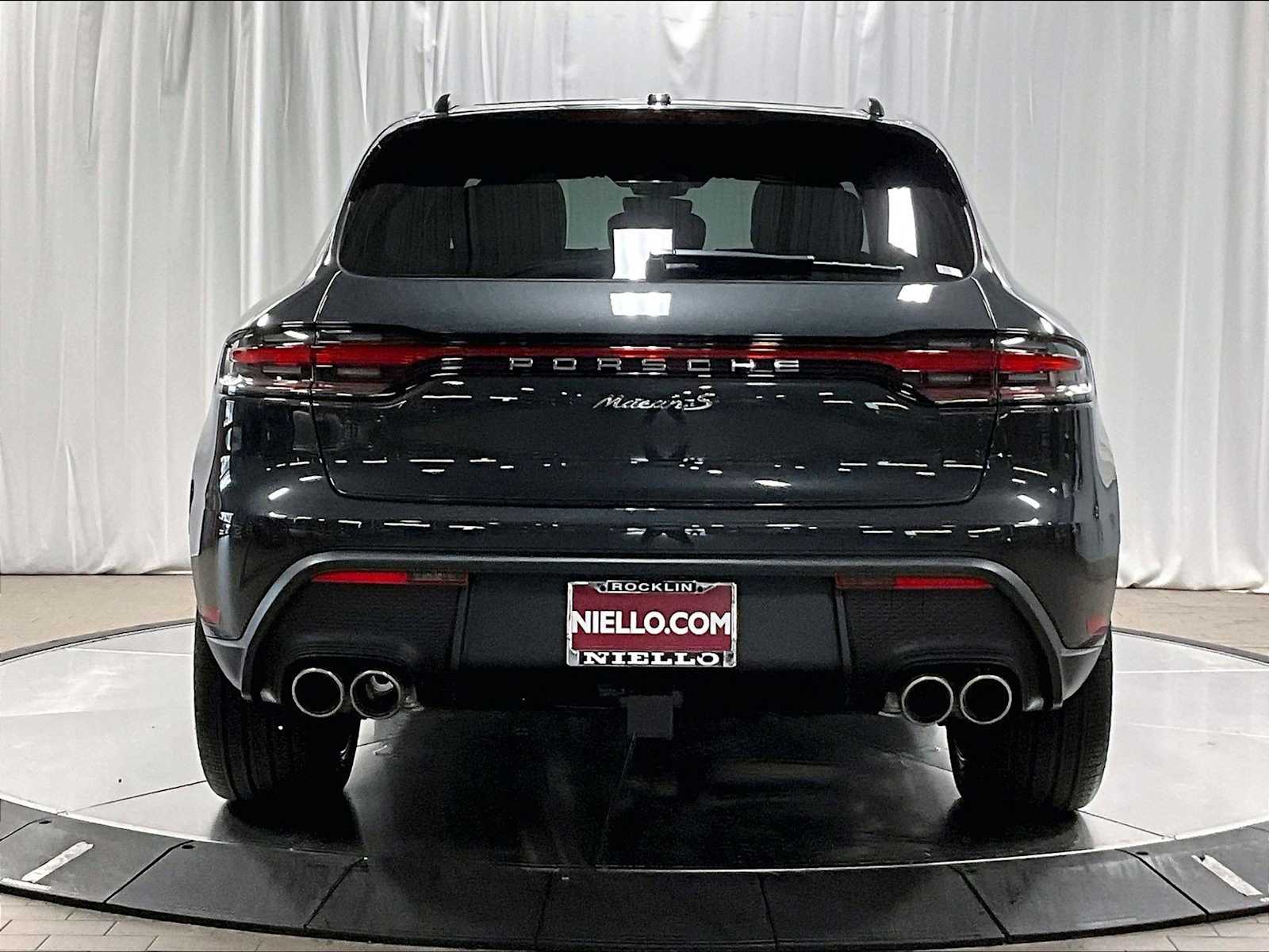 2026 Porsche Macan S AWD photo 5